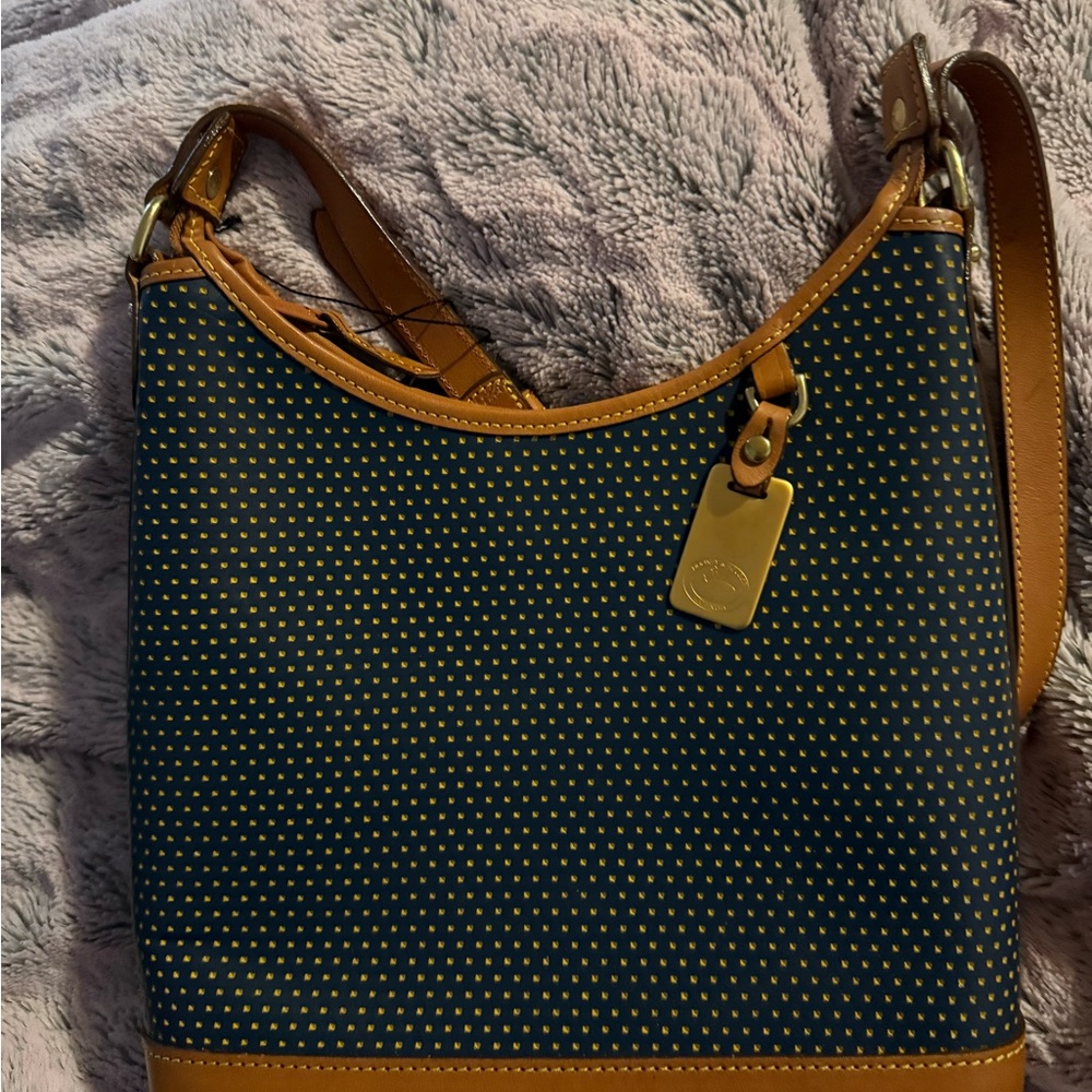 DOONEY AND BOURK CABRIOLET SMALL HOBO!